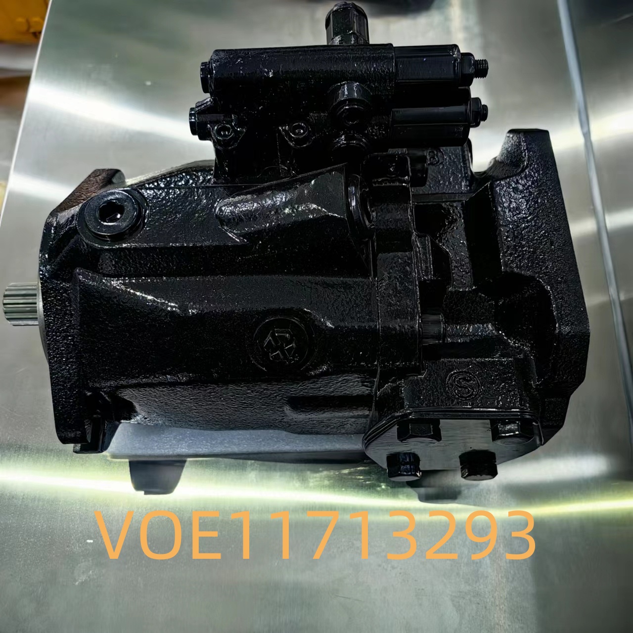VOE11713293，11713293沃尔沃铰接式卡车液压泵