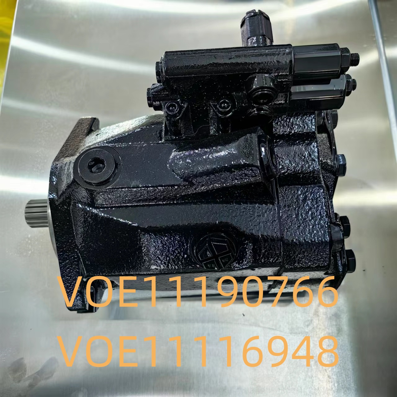 VOE11190766，VOE11116948沃尔沃铰接式卡车液压泵
